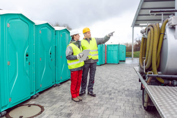 Best Deluxe Portable Toilet Rental  in Hoyt Lakes, MN